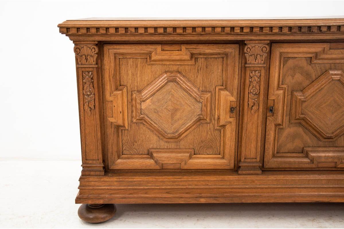 Oak Cabinet, Northern Europe, circa 1920 In Good Condition In Chorzów, PL