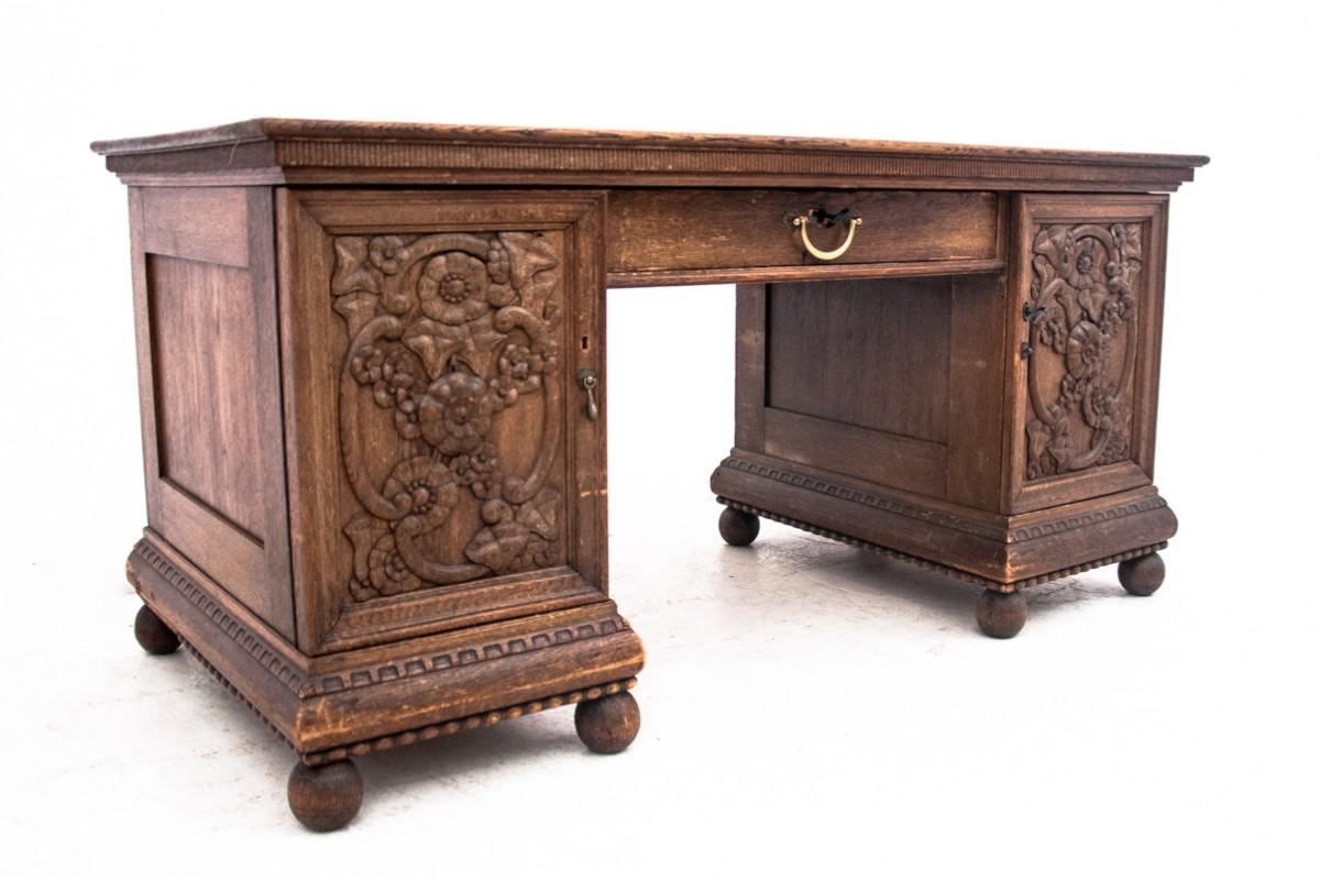 Oak cabinet set, Germany, early 20th century. For Sale 7