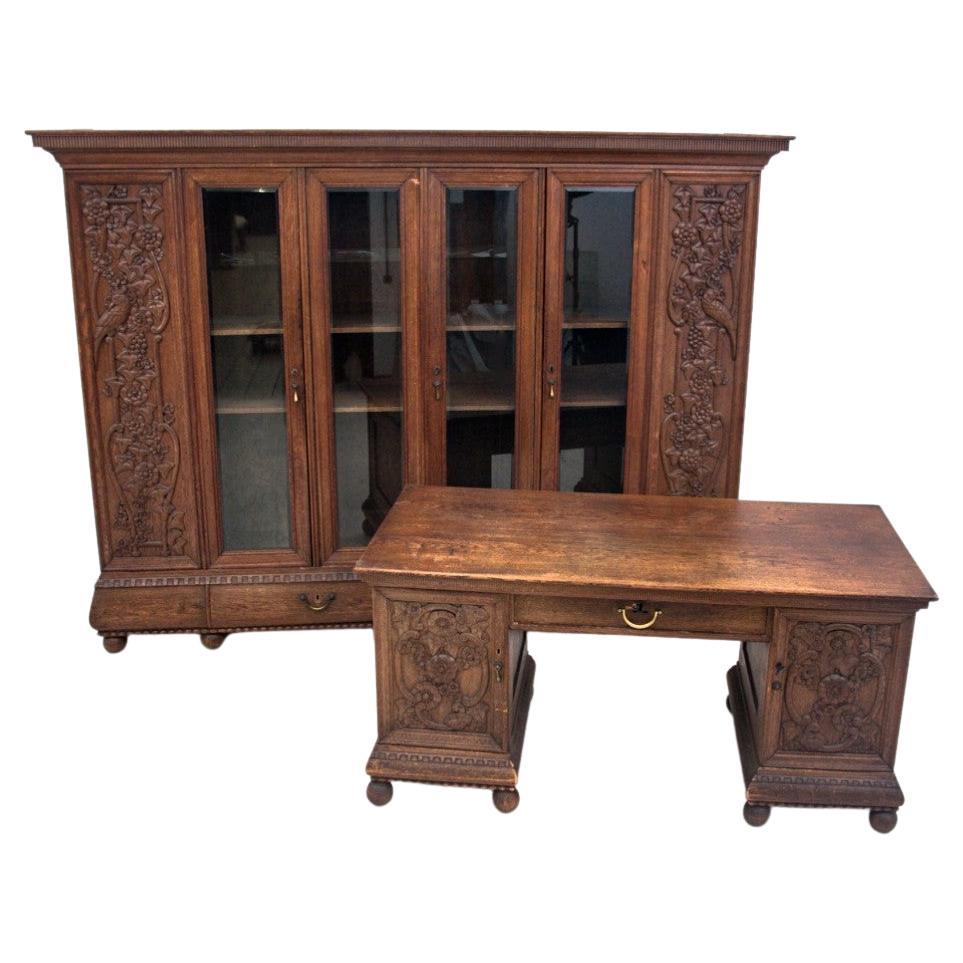 Oak cabinet set, Germany, early 20th century. For Sale