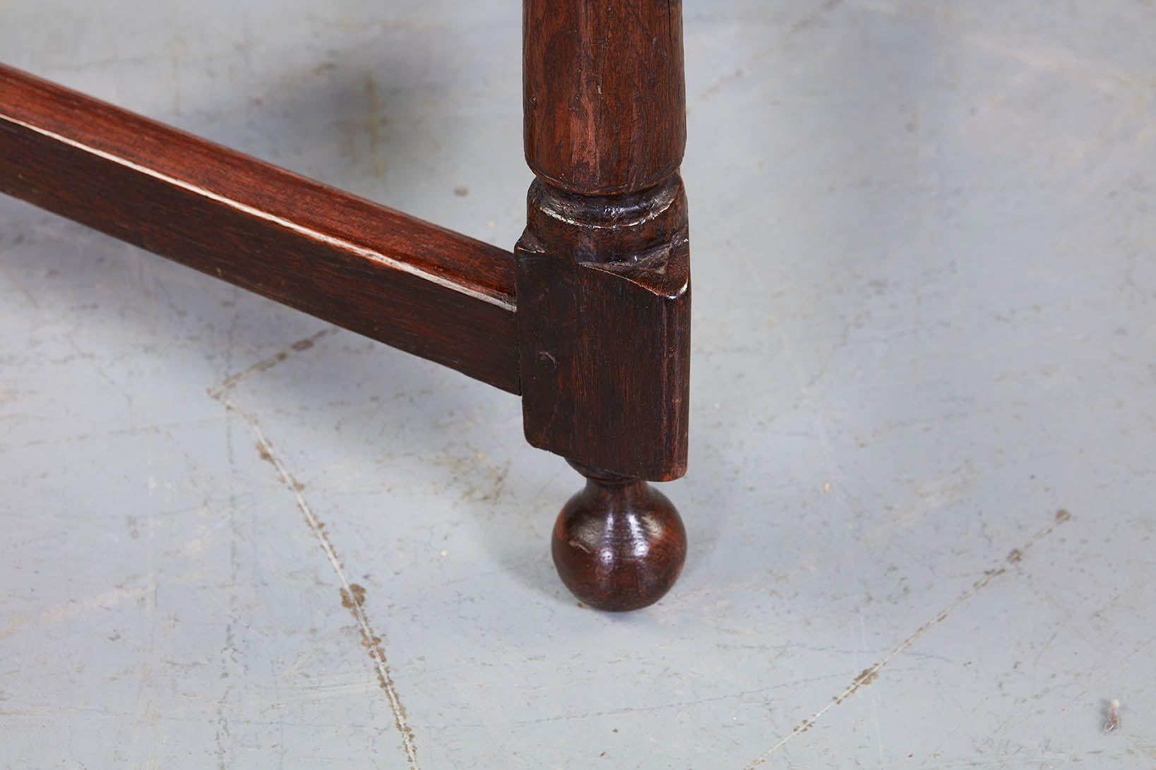 Table de cricket en Oak Cannon Barrel en vente 1