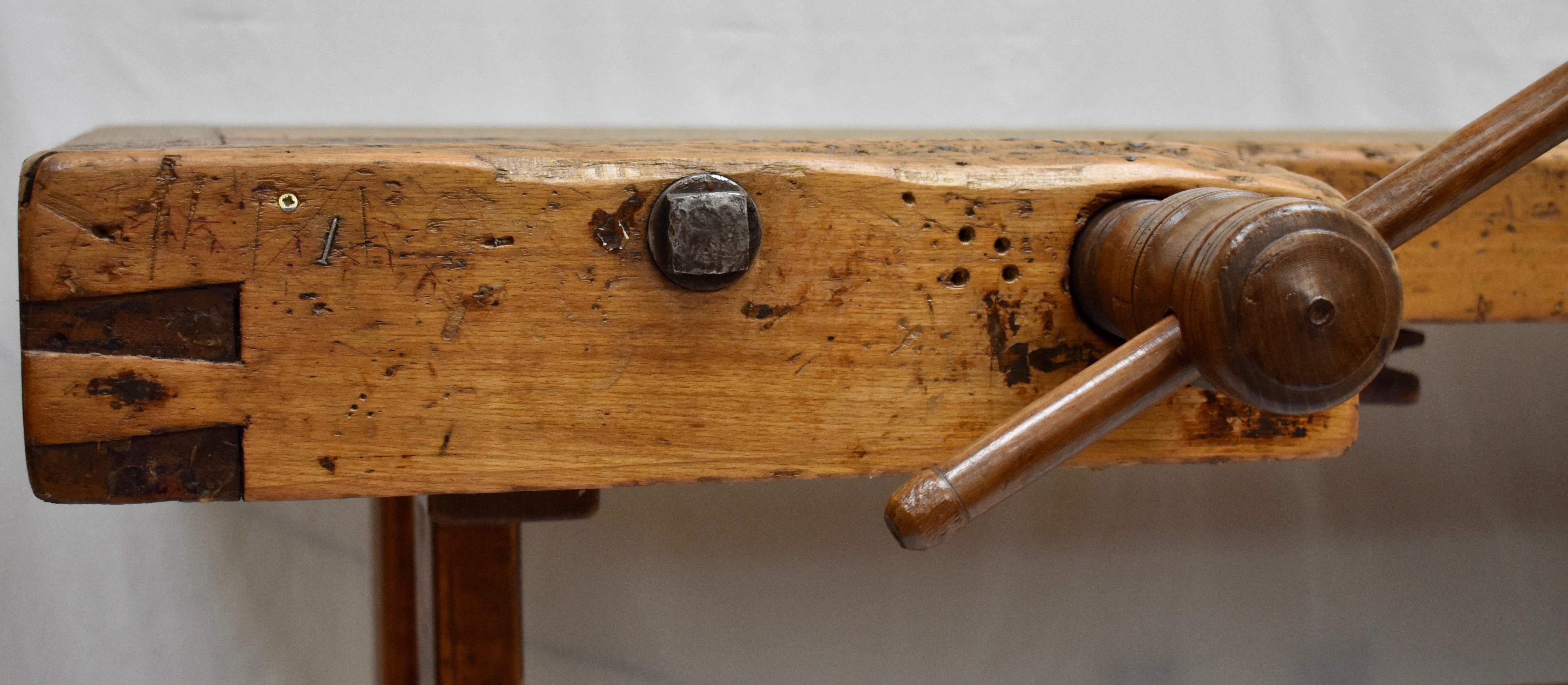 Oak Carpenter's and Joiner's Work Bench In Good Condition In Baltimore, MD