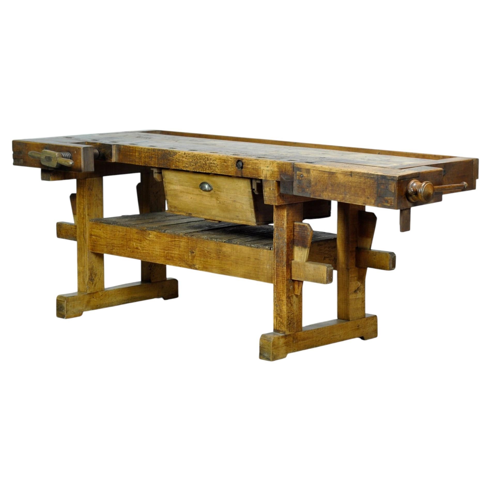 Oak carpenters workbench, circa 1920