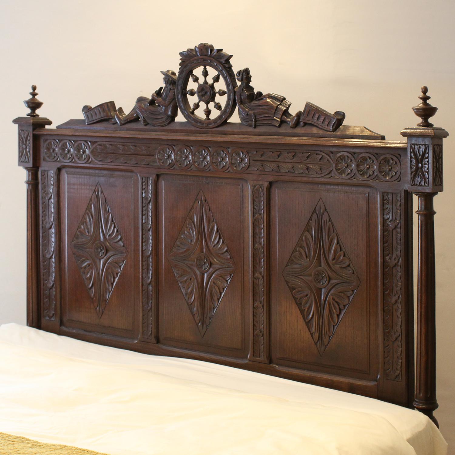 Late 19th Century Oak Carved Antique Bed WK167