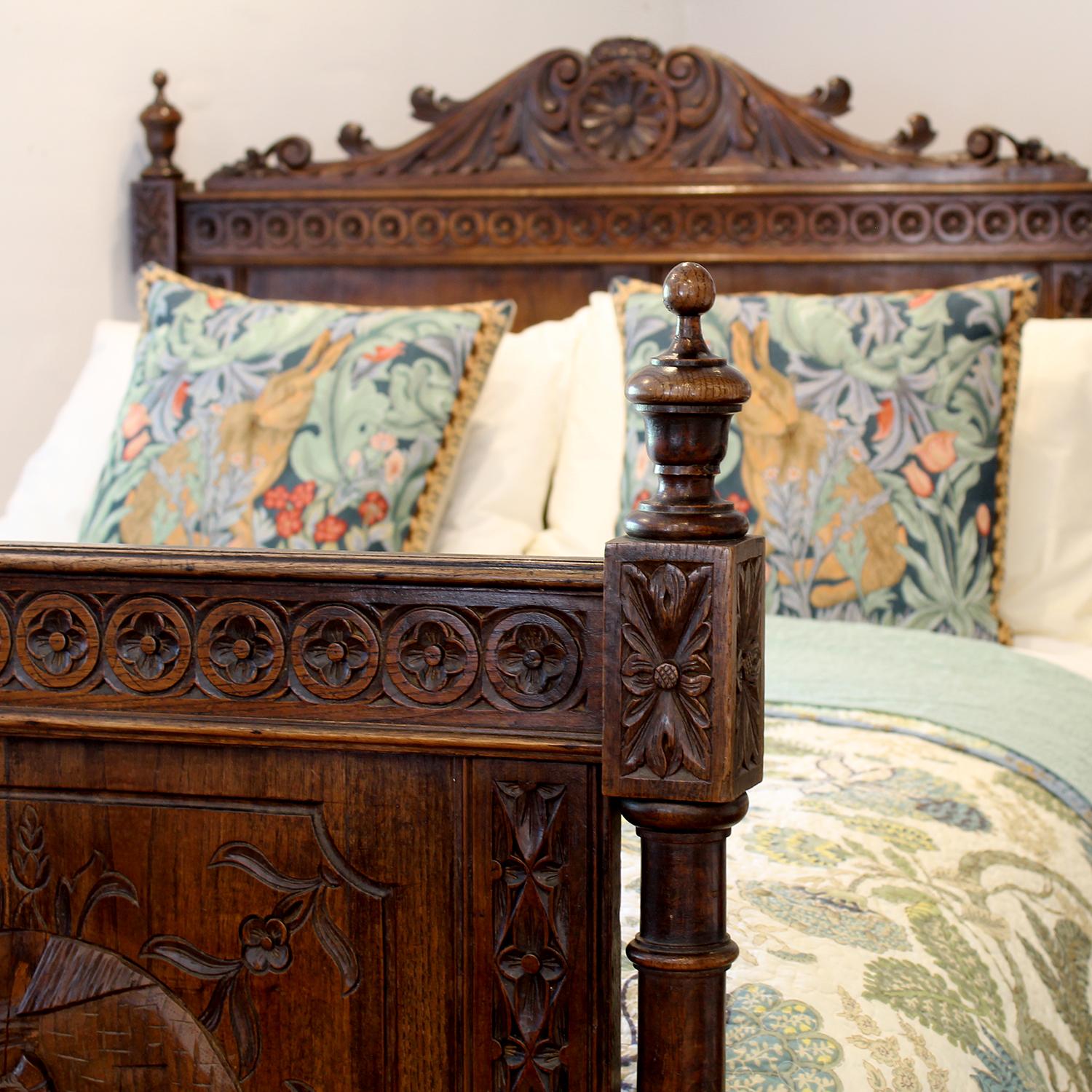 Oak Carved Breton Antique Bed, WK203 In Good Condition In Wrexham, GB