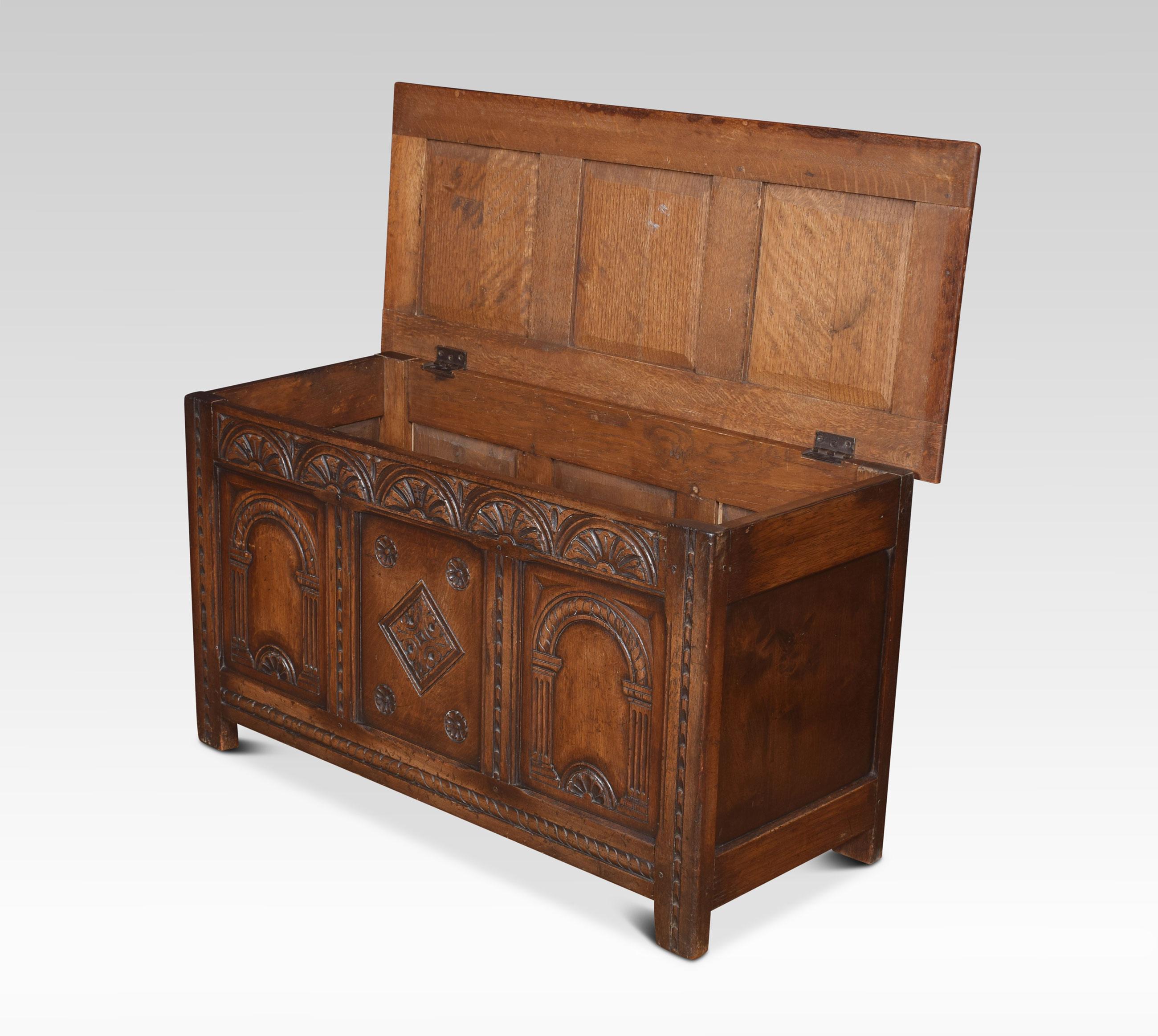 Oak Carved Coffer Chest In Good Condition In Cheshire, GB