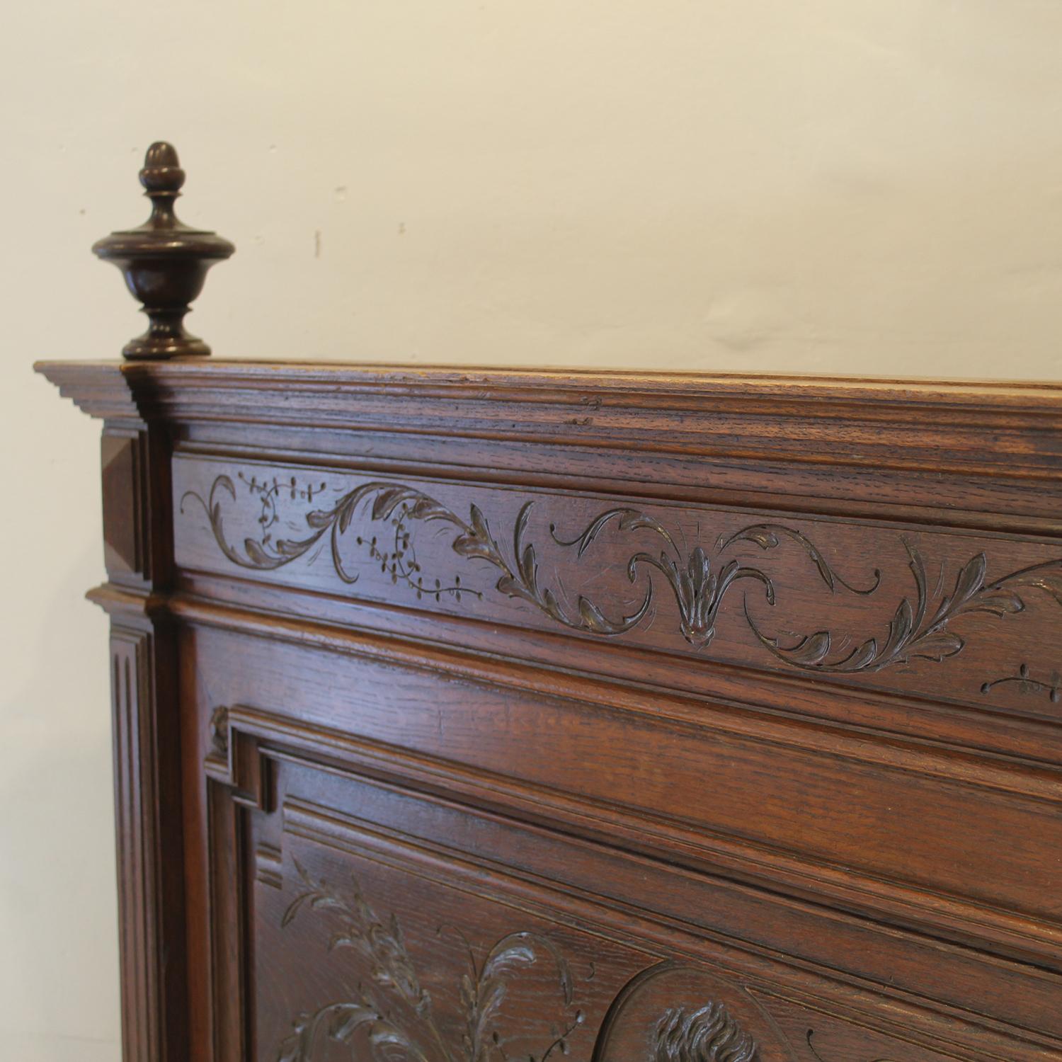 Oak Carved Henry II Antique Bed, WK202 For Sale 5