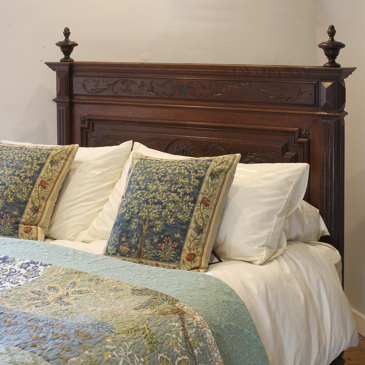 Oak Carved Henry II Antique Bed, WK202 For Sale 1