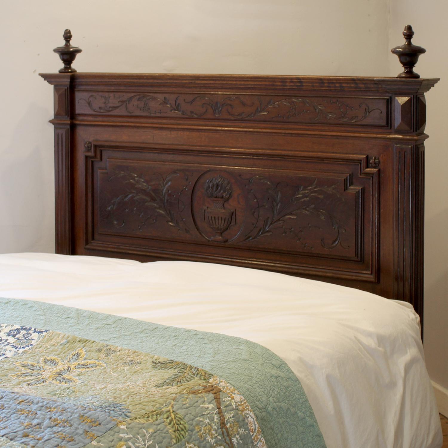Oak Carved Henry II Antique Bed, WK202 For Sale 2