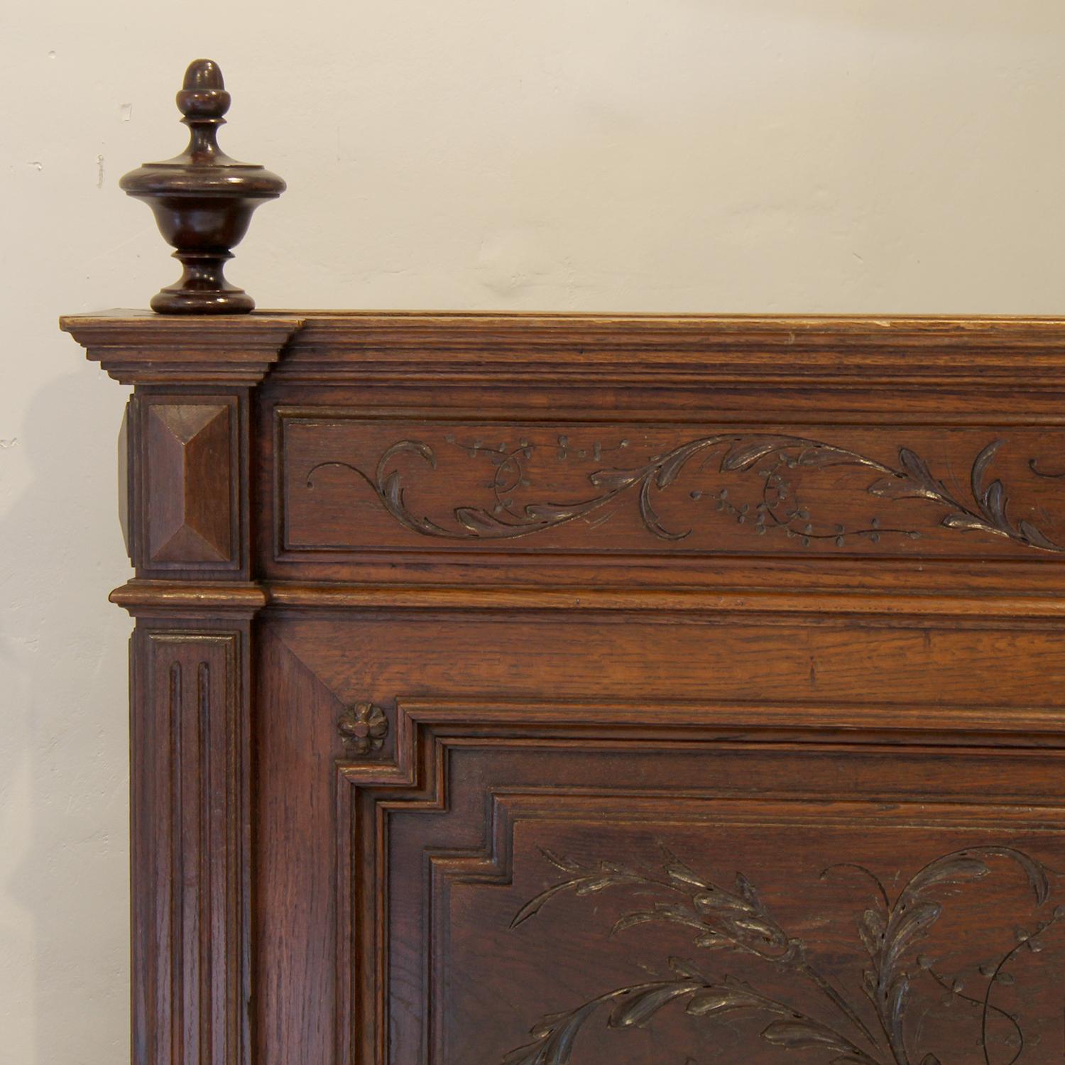 Oak Carved Henry II Antique Bed, WK202 For Sale 4