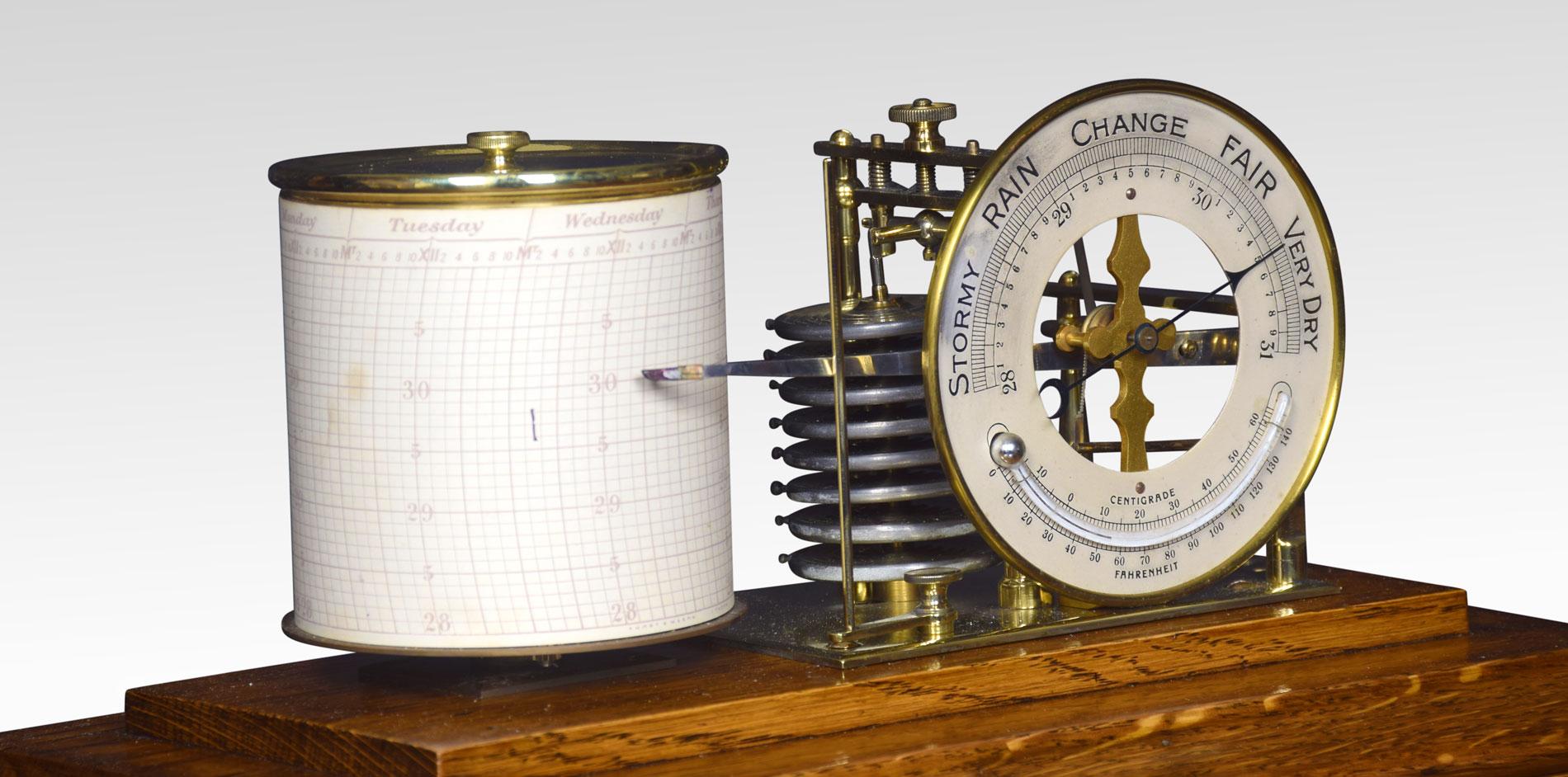 Oak Cased Barograph and Barometer In Good Condition In Cheshire, GB