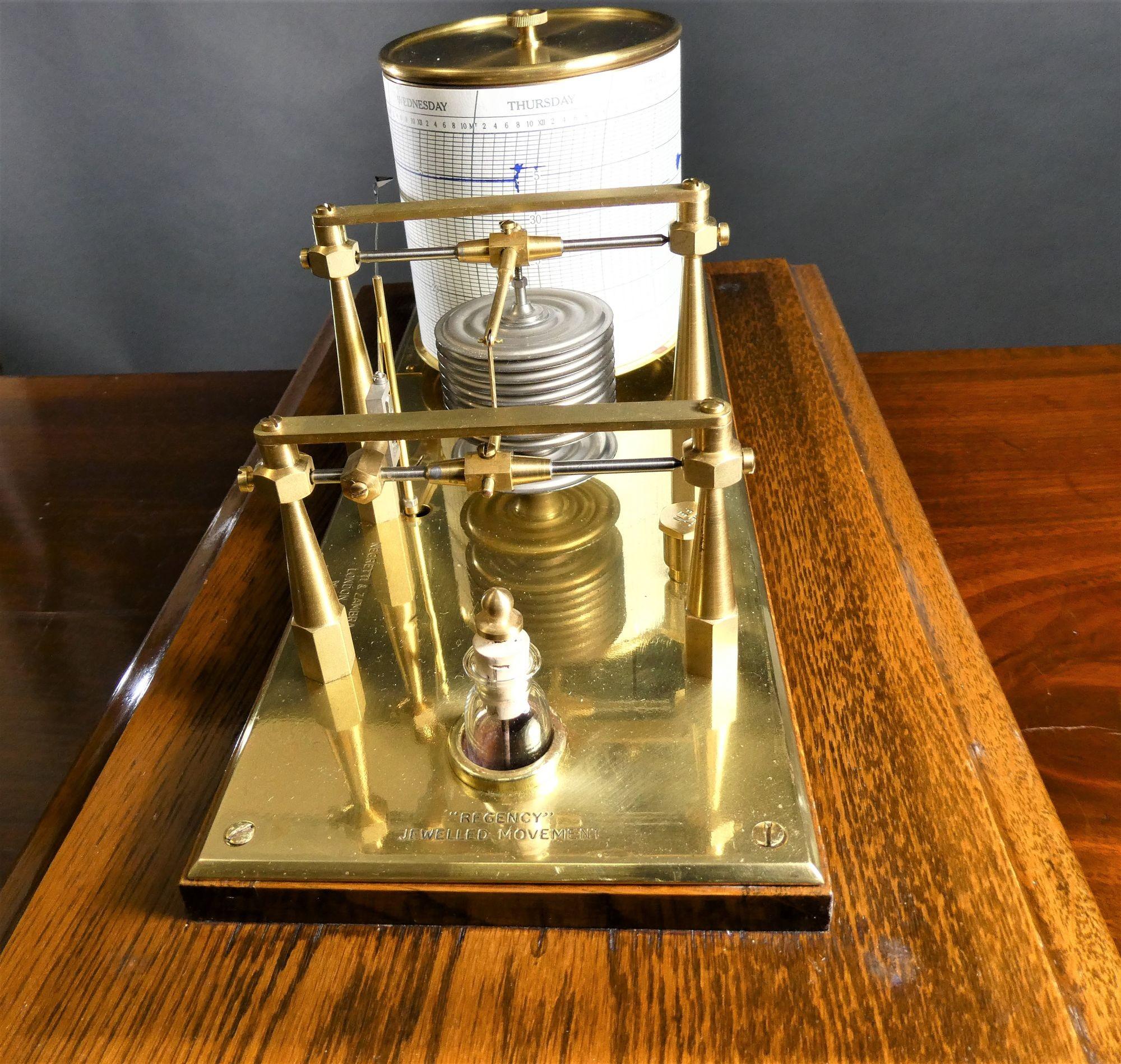 Early 20th Century Oak Cased Barograph by Negretti & Zambra, London For Sale