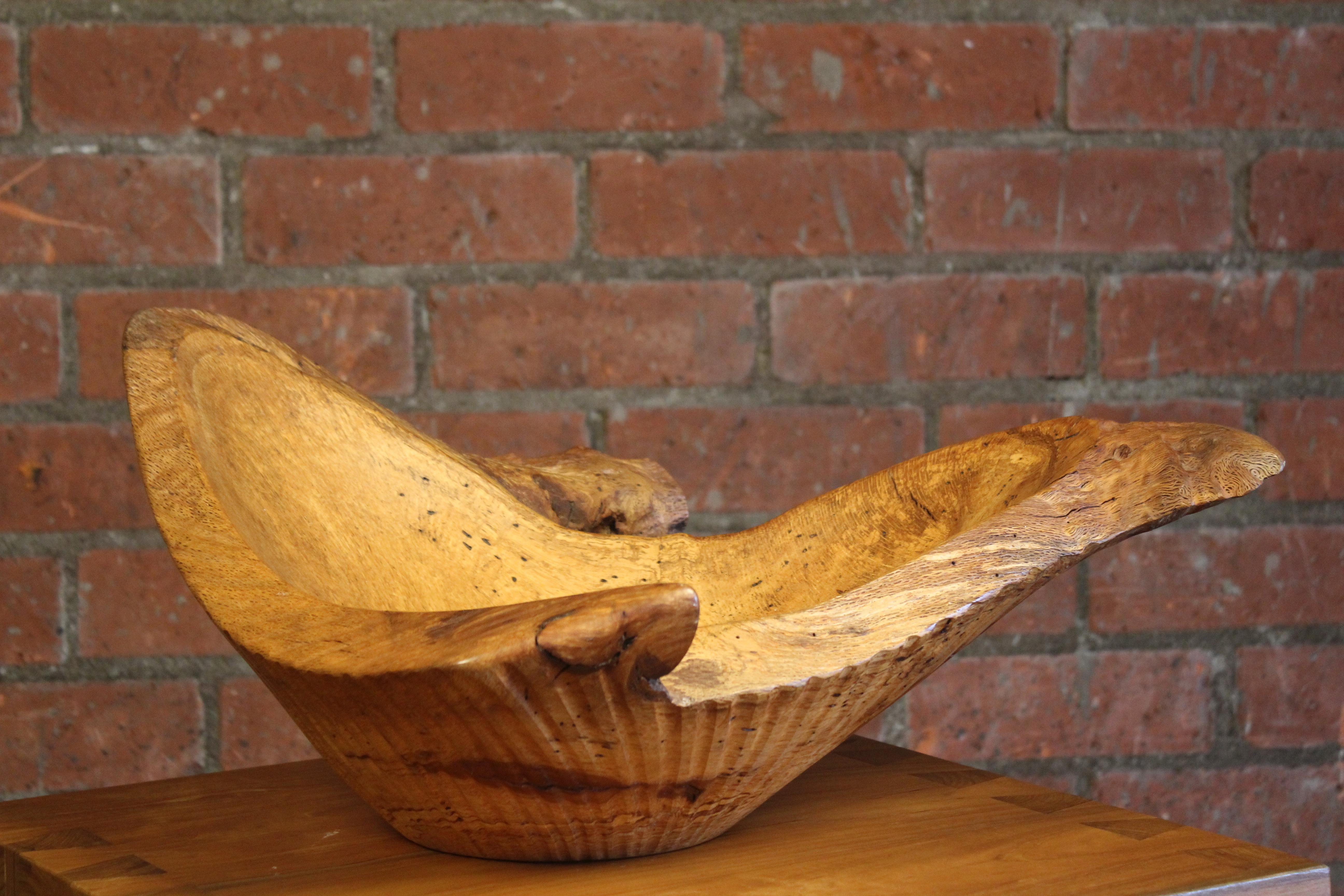 Oak Centerpiece Bowl by Bruce Mitchell, California, 1997 In Excellent Condition In Los Angeles, CA