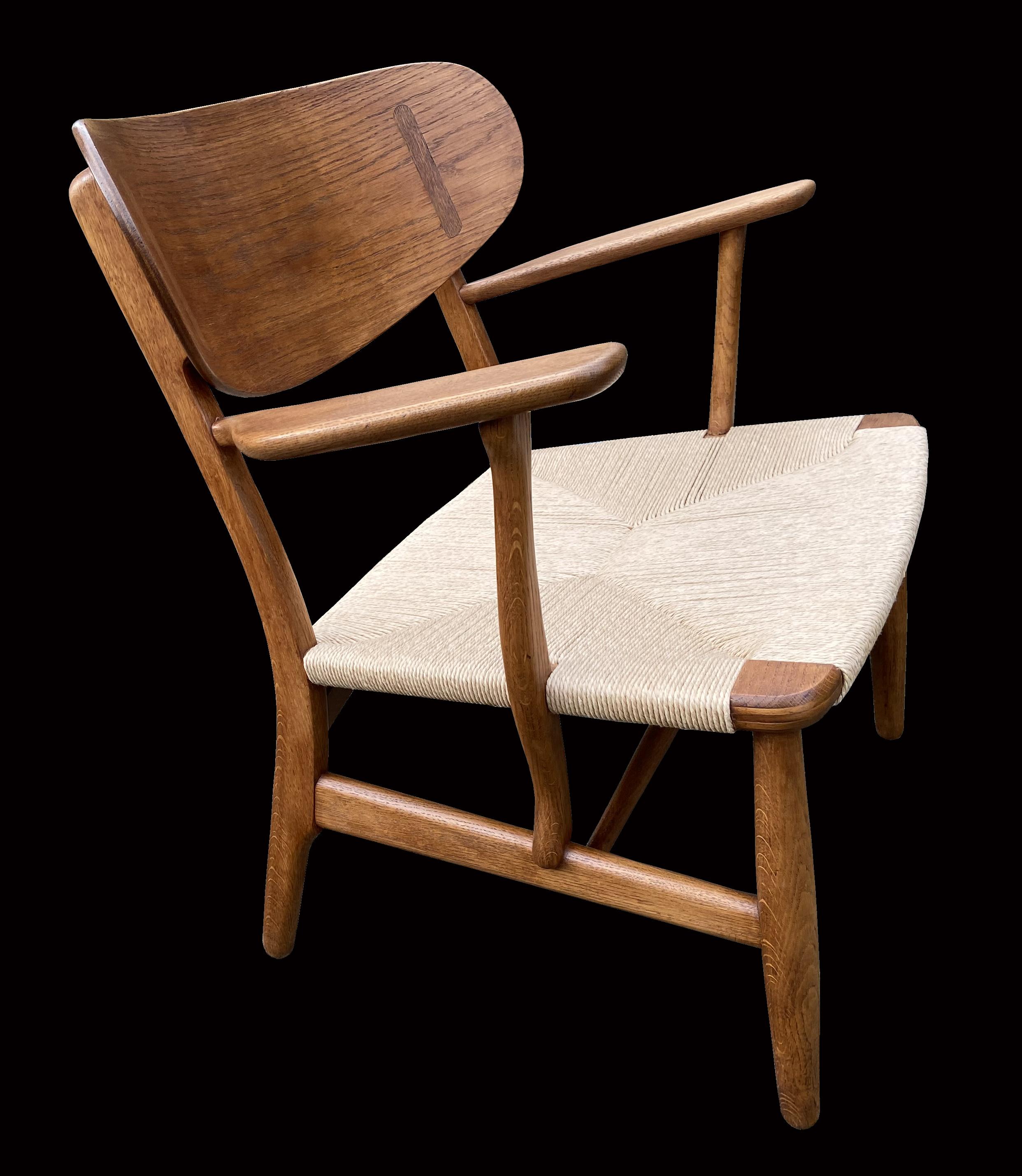 Scandinavian Modern Oak CH22 Lounge Chair by Hans J. Wegner for Carl Hansen