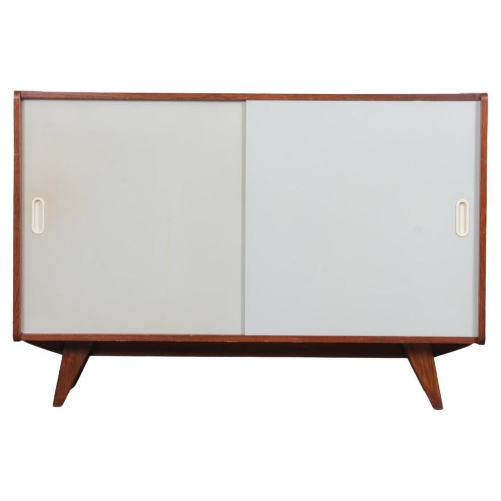 Cassapanca in Oak, modello U-452 di Jiri Jiroutek, anni '60 in vendita