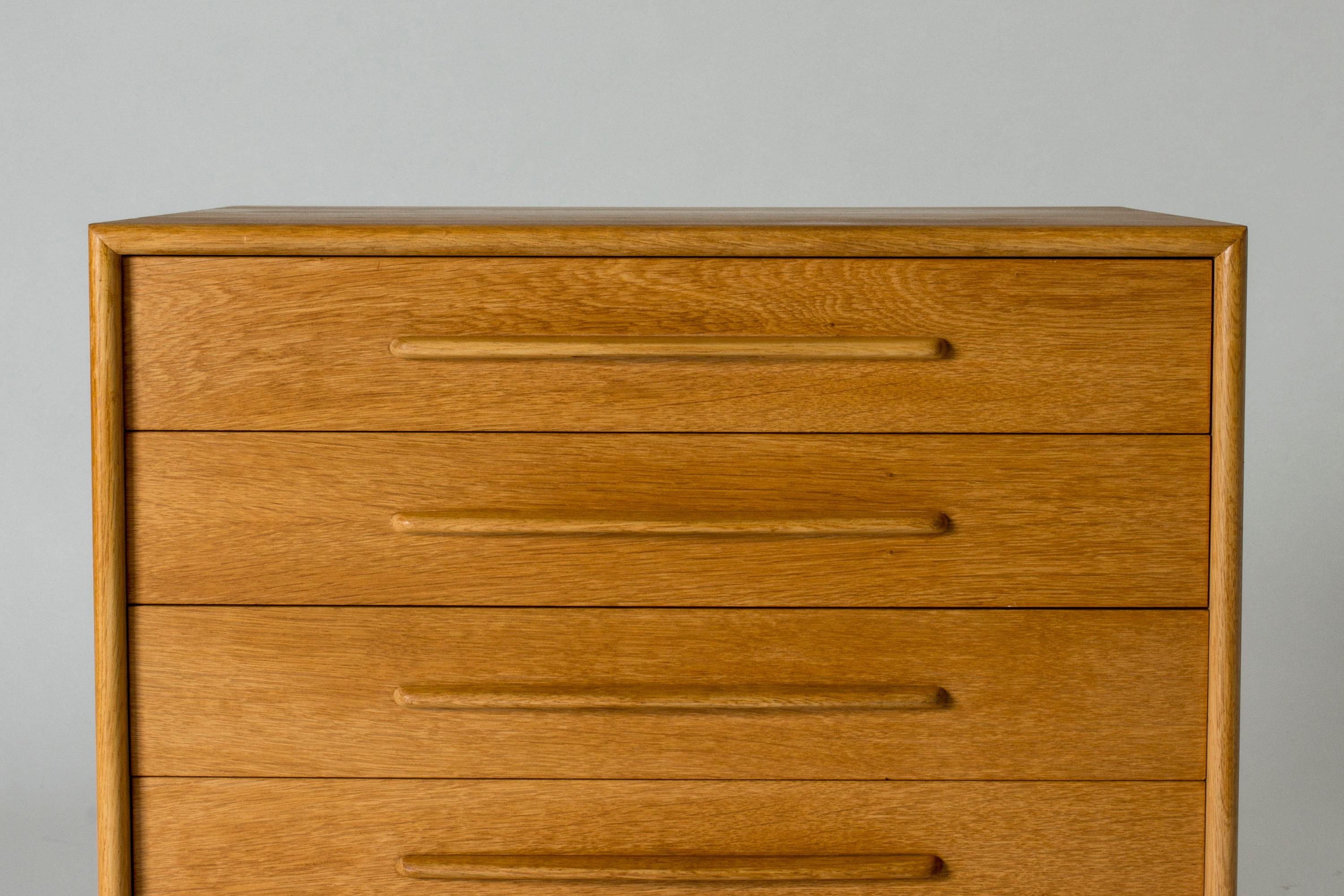 Oak Chest of Drawers by Alf Svensson In Good Condition In Stockholm, SE