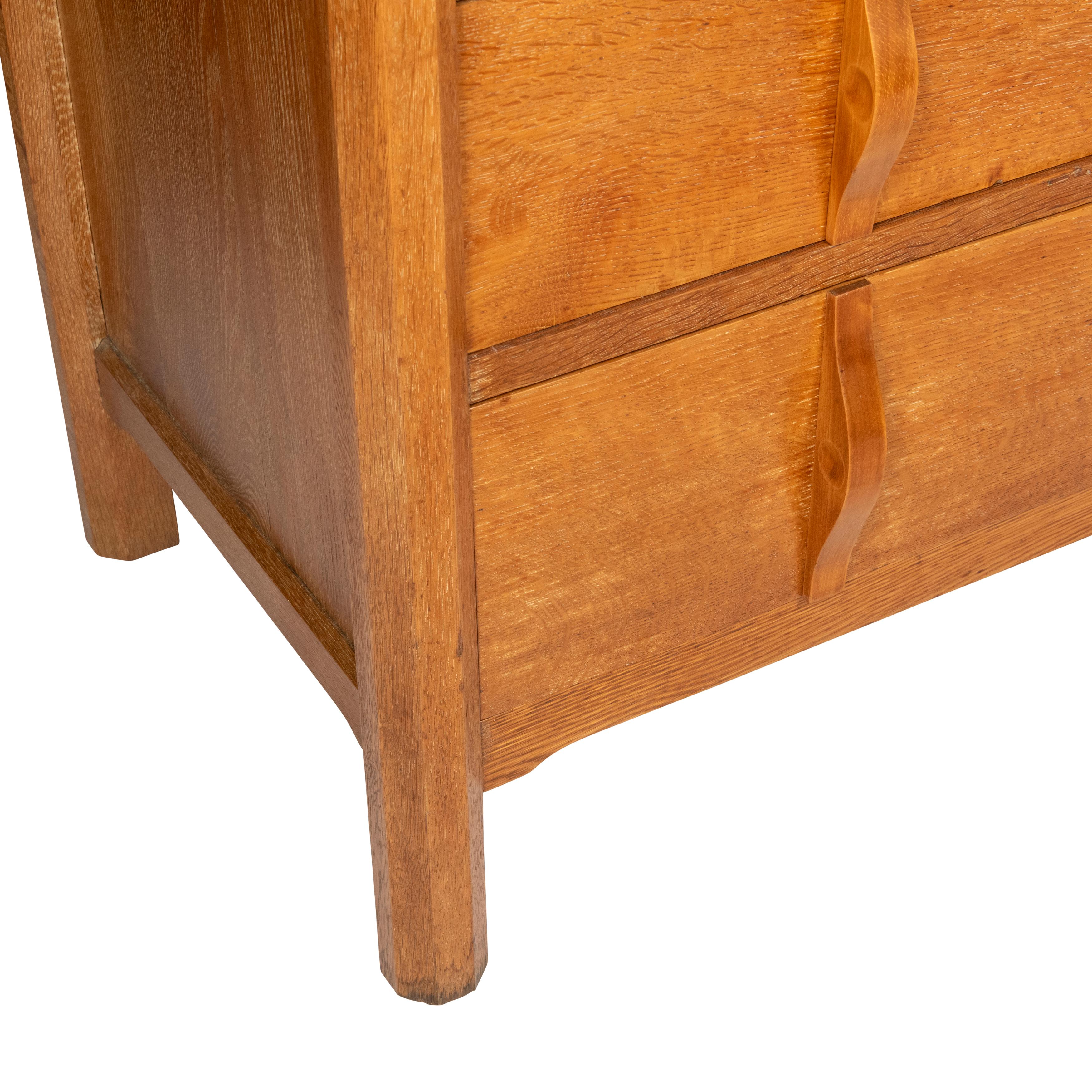 Oak Chest of Drawers by Gordon Russell, England circa 1930 2