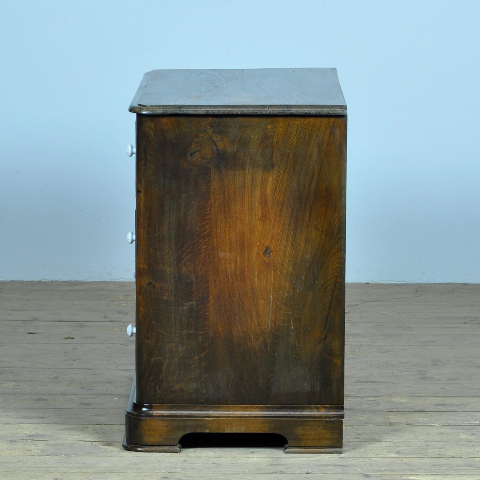 Oak Chest of Drawers, circa 1920 6