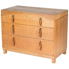 Oak chest of drawers 