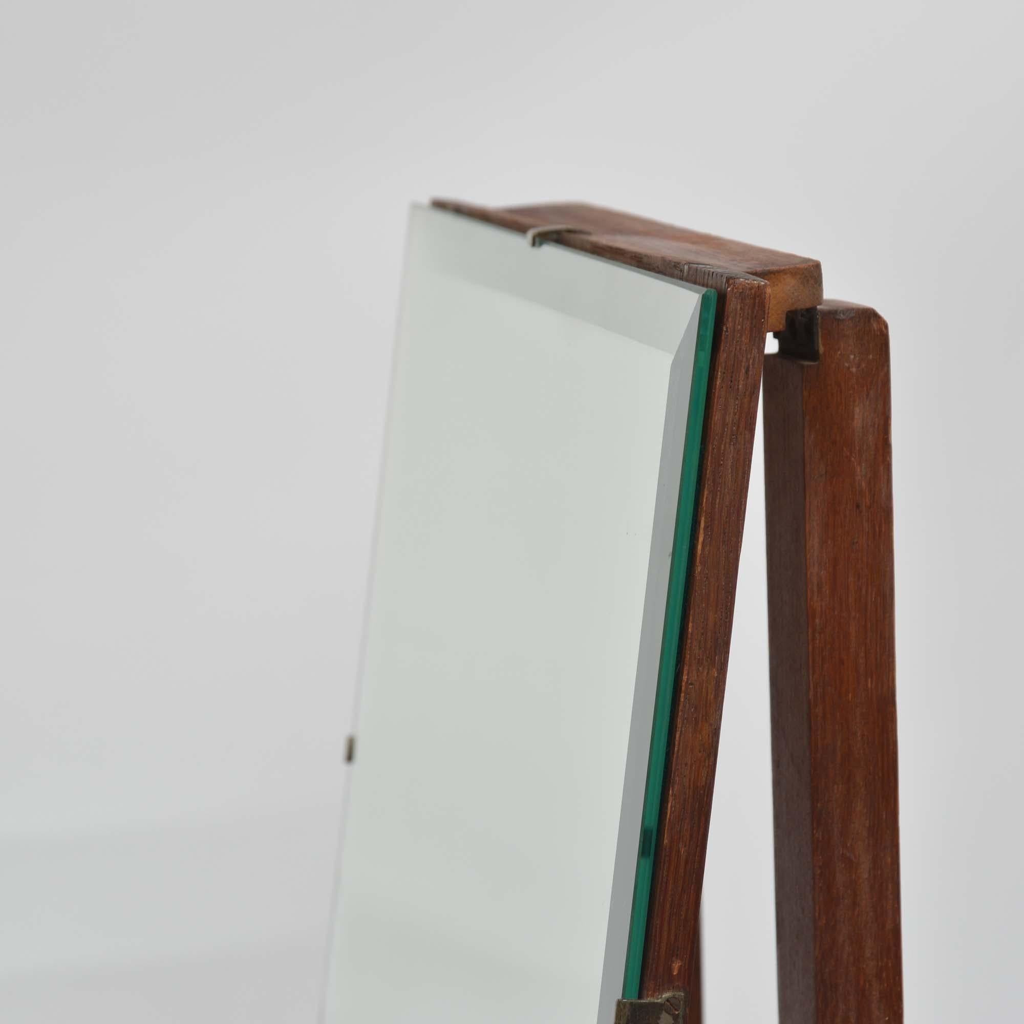 English Oak cheval dressing mirror the style of Heals By A.B. Ltd, Good Furniture Units For Sale