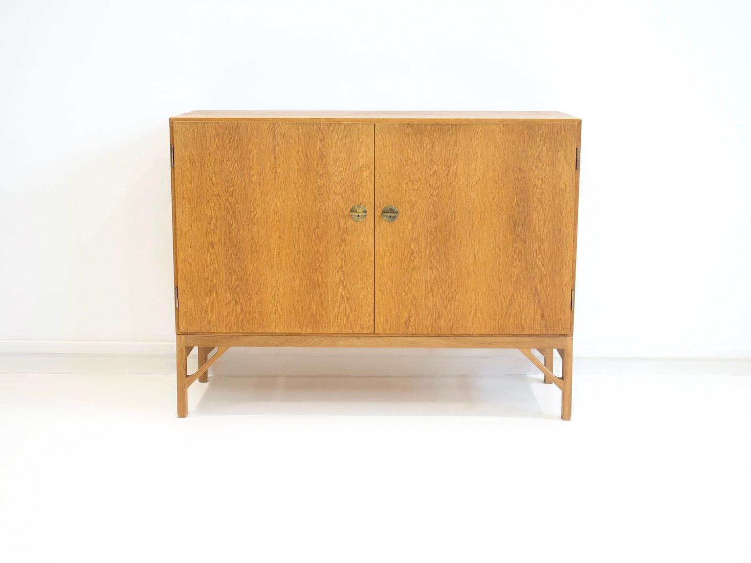 Scandinavian Modern Oak 'China' Cabinet by Børge Mogensen