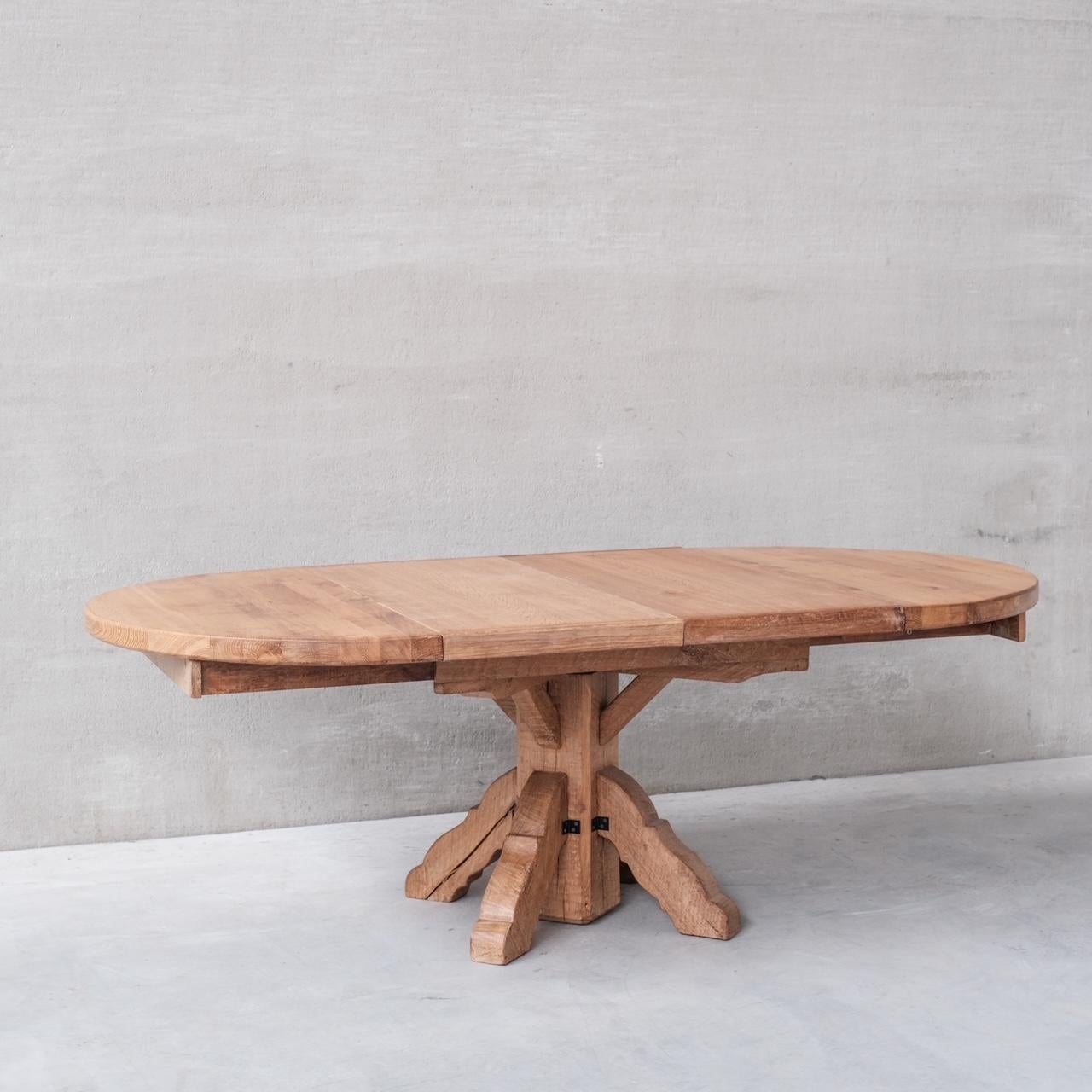 Oak Circular Extendable Mid-Century Dining Table by De Puydt 2
