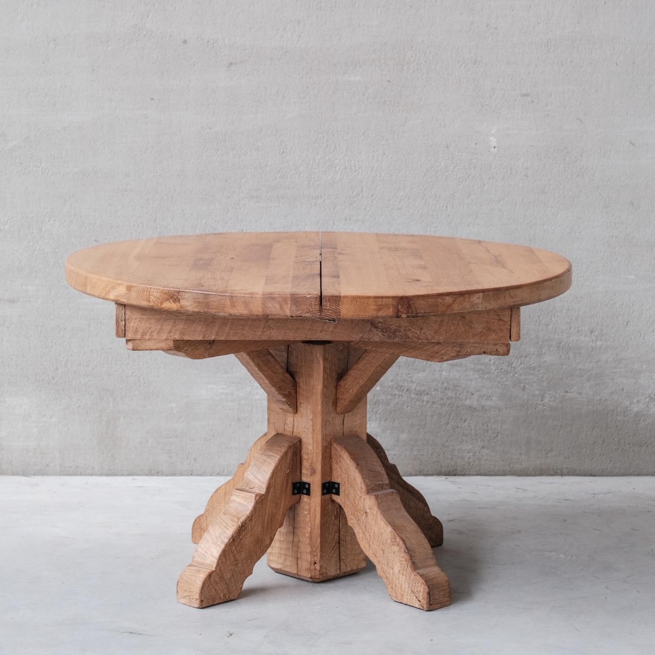 Oak Circular Extendable Mid-Century Dining Table by De Puydt 3
