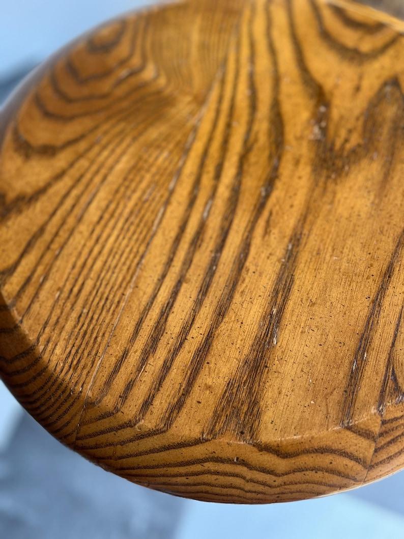 Oak Claw & Ball Piano Stool – Traditional Adjustable Vanity or Accent Seat with For Sale 2