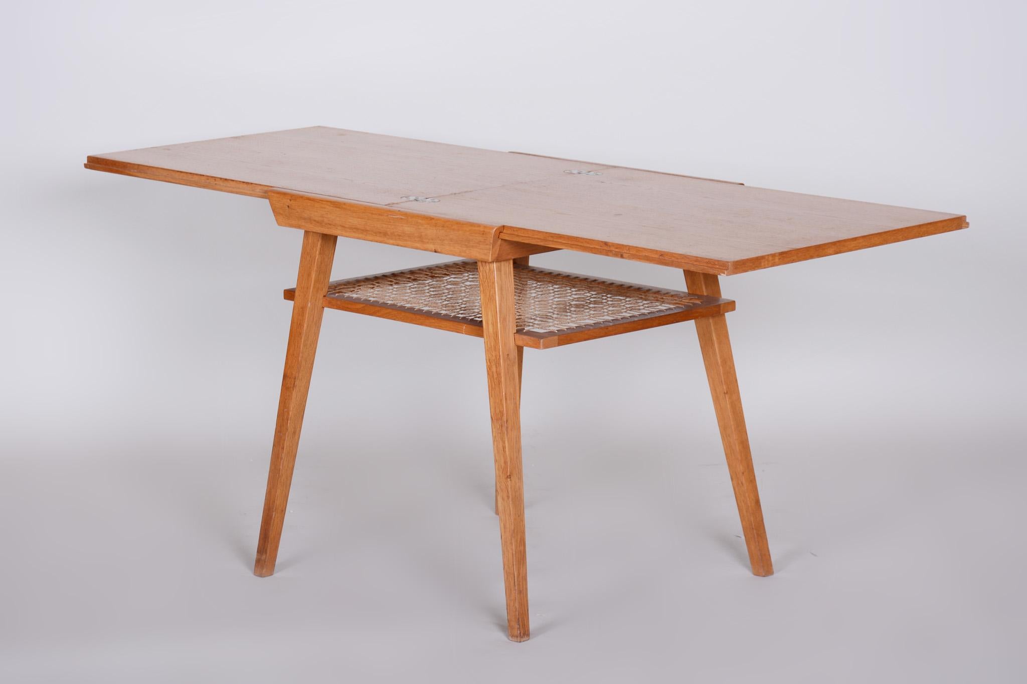 20th Century Oak Coffee Folding Table, Czech Midcentury, Architect František Jirák, 1950s