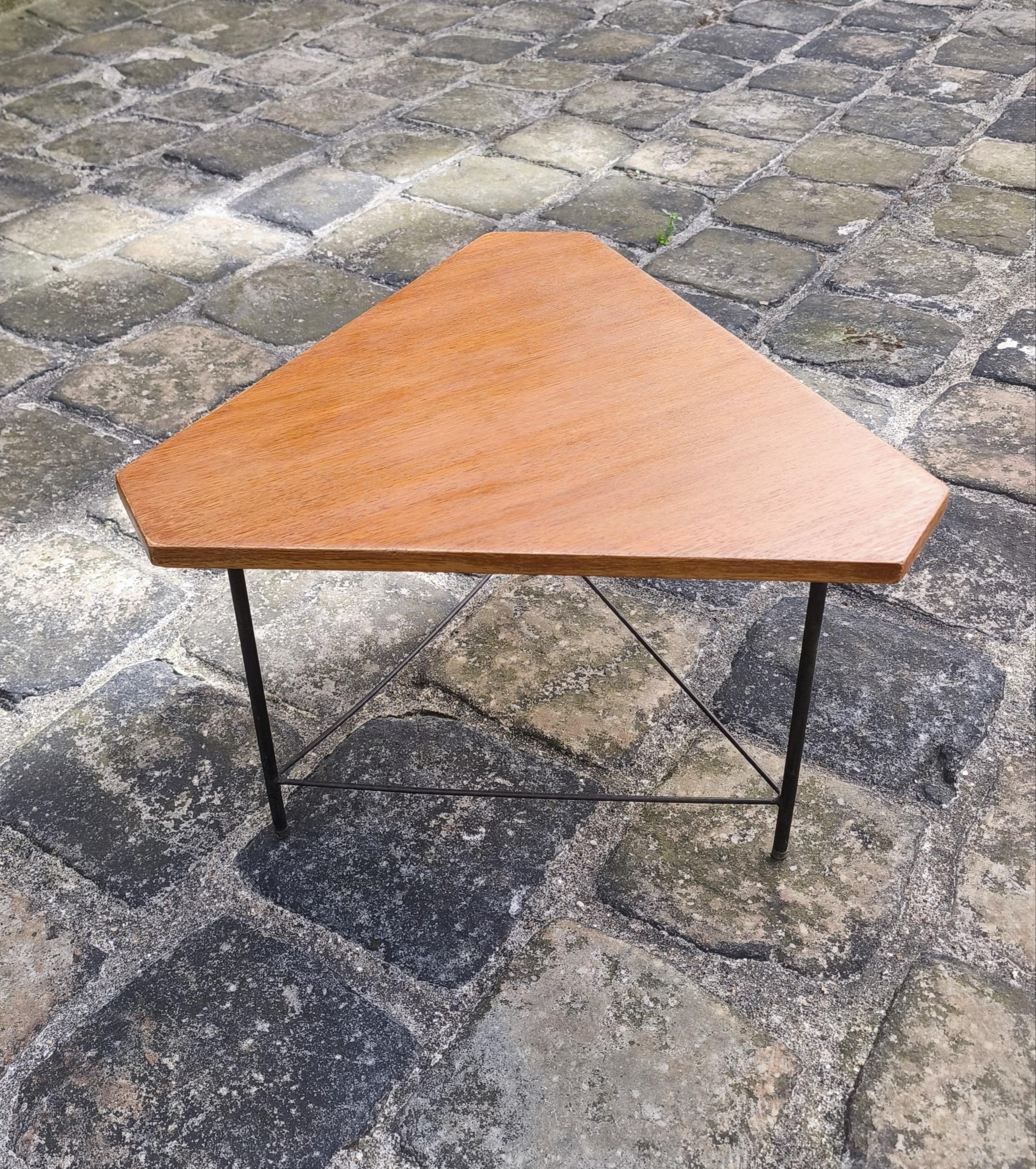 Table basse ou d'appoint en Oak par Gio Ponti pour ISA Bergamo, Italie, années 1950 en vente 1