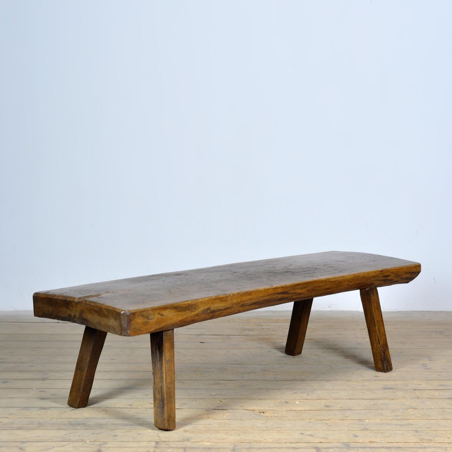 Industriel oak coffee table, circa 1930s en vente