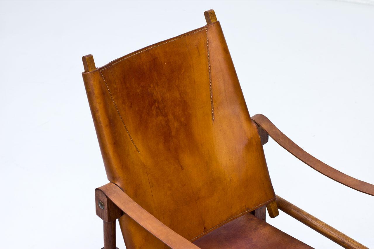 Oak and Cognac Leather Safari Chair by Wilhelm Kienzle for Wohnbedarf, 1950s In Good Condition In Stockholm, SE
