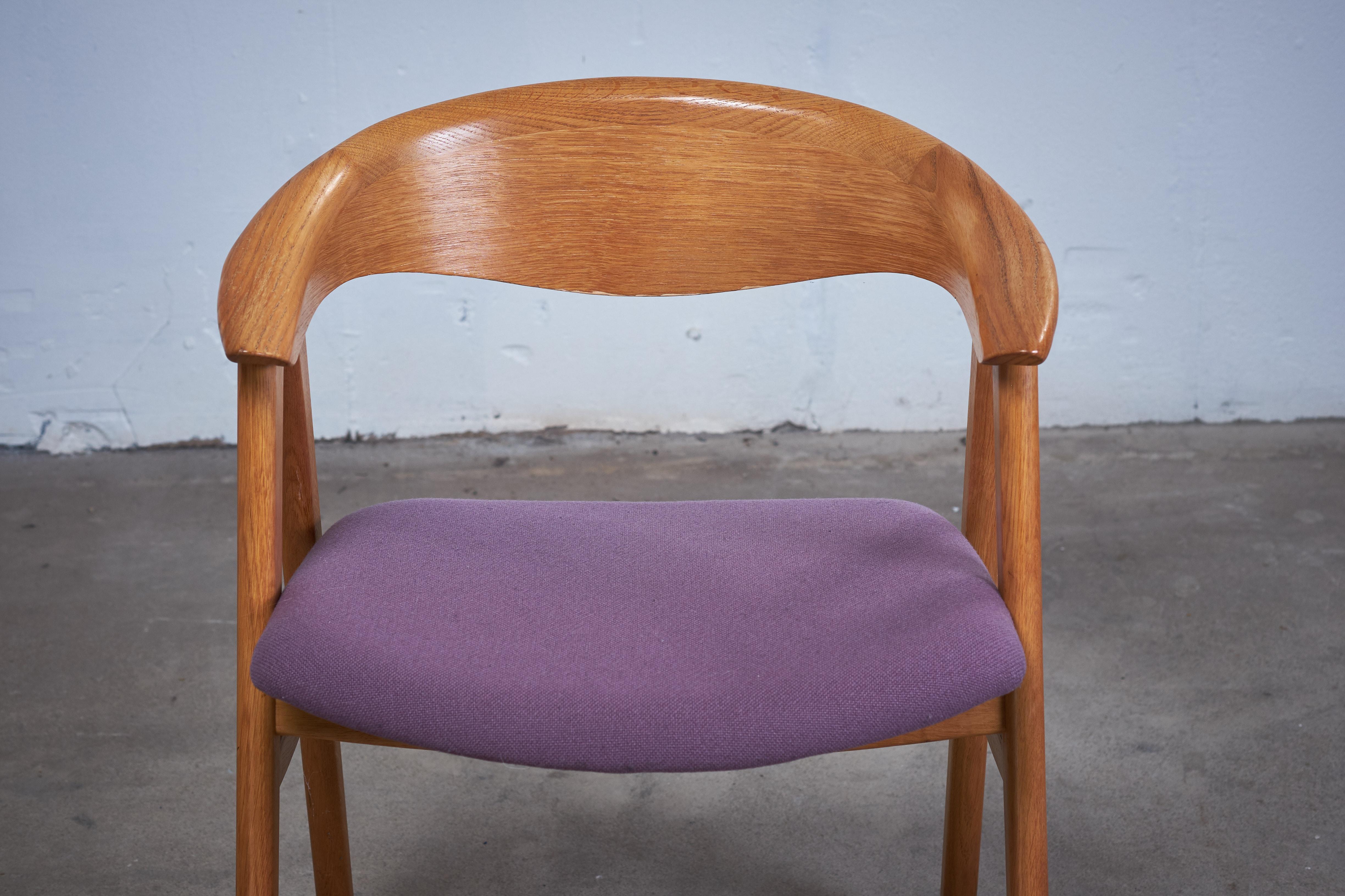 Mid-20th Century Oak Compass Chair by Erik Kirkegaard for Høng Stolefabrik, 1960s For Sale