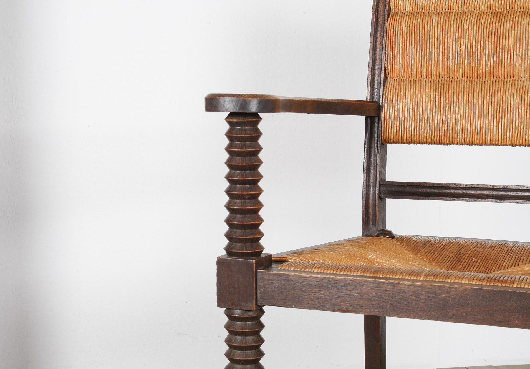 Poltrona cavatappi in Oak del 1950 con seduta in paglia attribuita a Charles Dudouyt in vendita 2