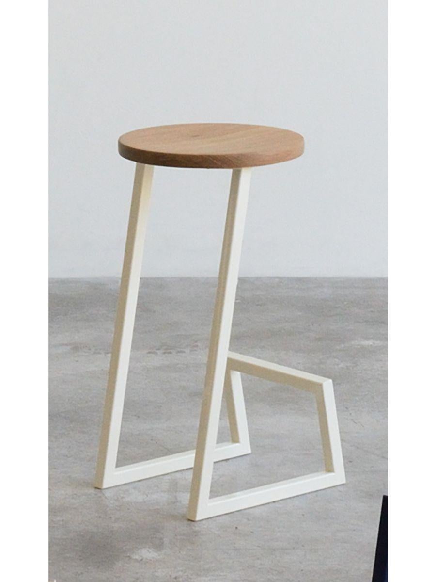 Sgabello Oak Corktown di Hollis & Morris
Dimensioni:
Diametro del sedile 13 
Base 12,5