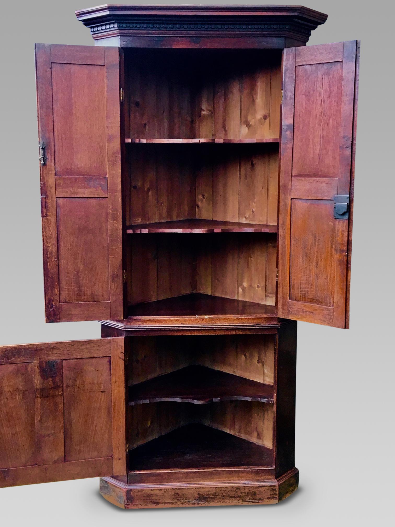 Oak Corner Cabinet, circa 1820 English (Georgian)