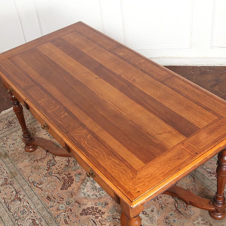 Oak Country Table W/ 3 Drawers For Sale 1
