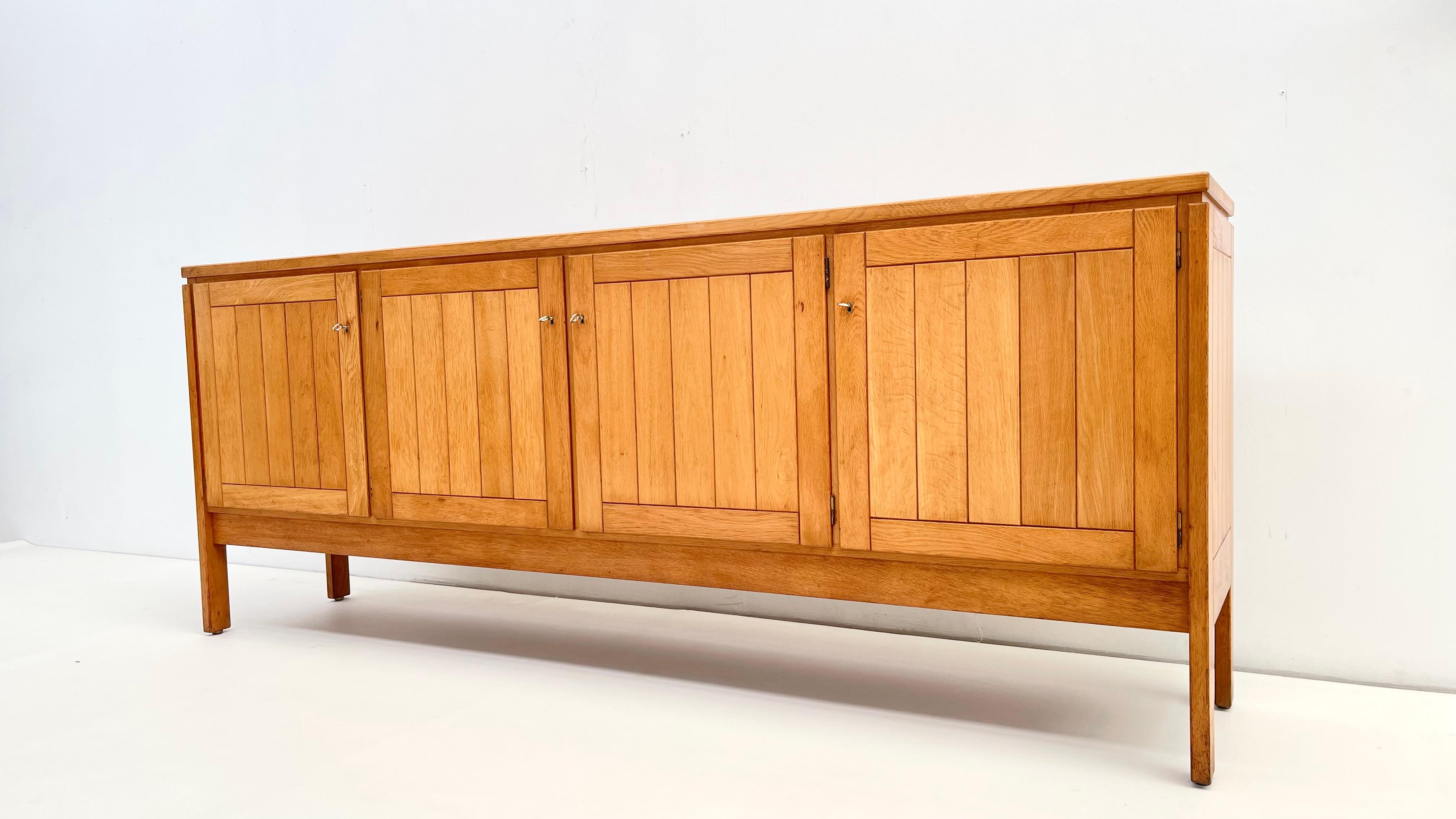 Credenza in Oak di Van den Berghe-Pauvers in vendita 1