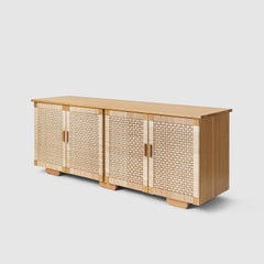 Credenza in rovere con ante in corda di palma intrecciata, realizzata a mano, Michael van Beuren, LUTECA