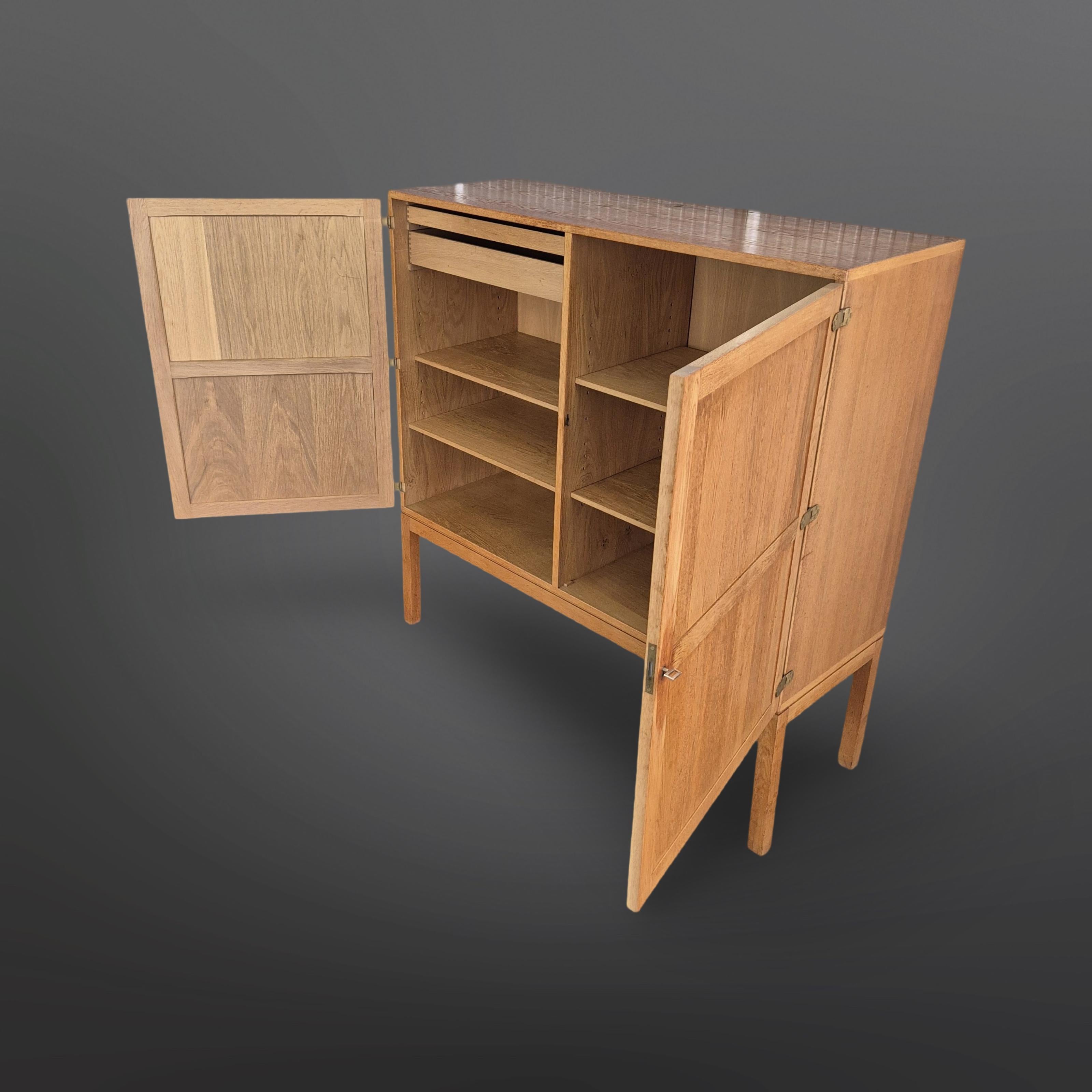 Quercia Credenza in Oak di Kurt Østervig per ab Randers, Danimarca 1960 in vendita