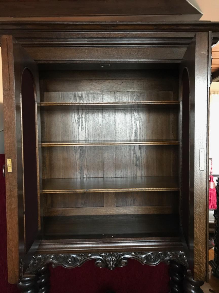 Arts and Crafts Oak Cupboard from 1900 For Sale