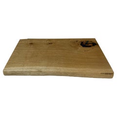Oak cutting board with blue expocide resin