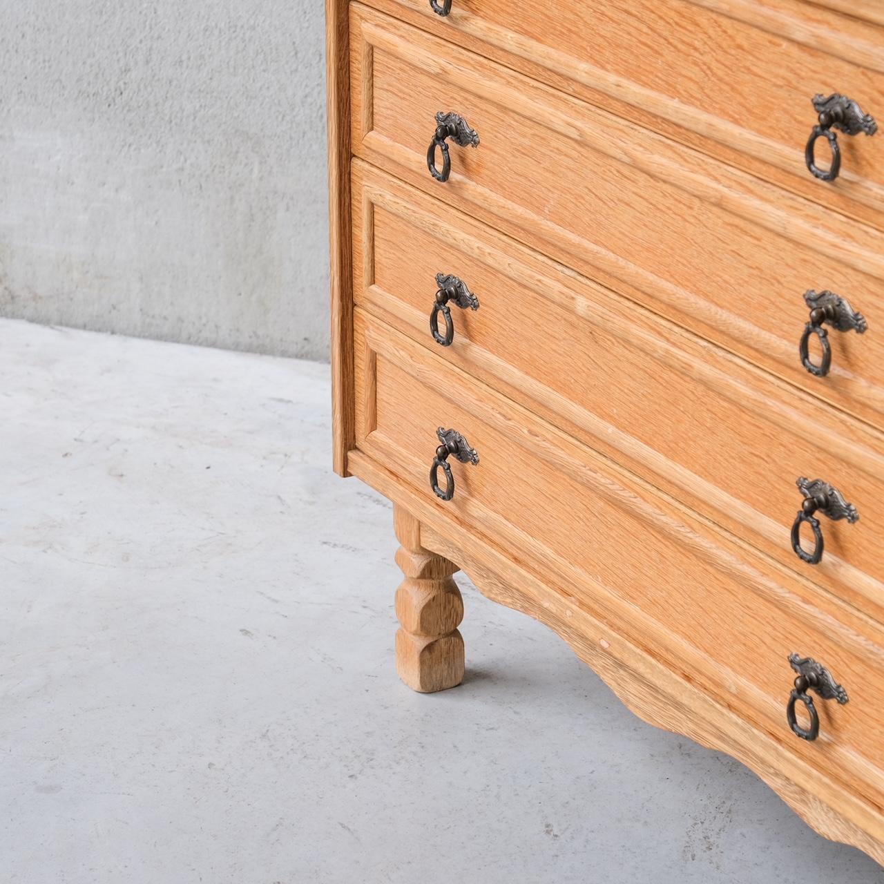 Oak Danish Mid-Century Chest of Drawers in manner of Kjaernulf For Sale 2