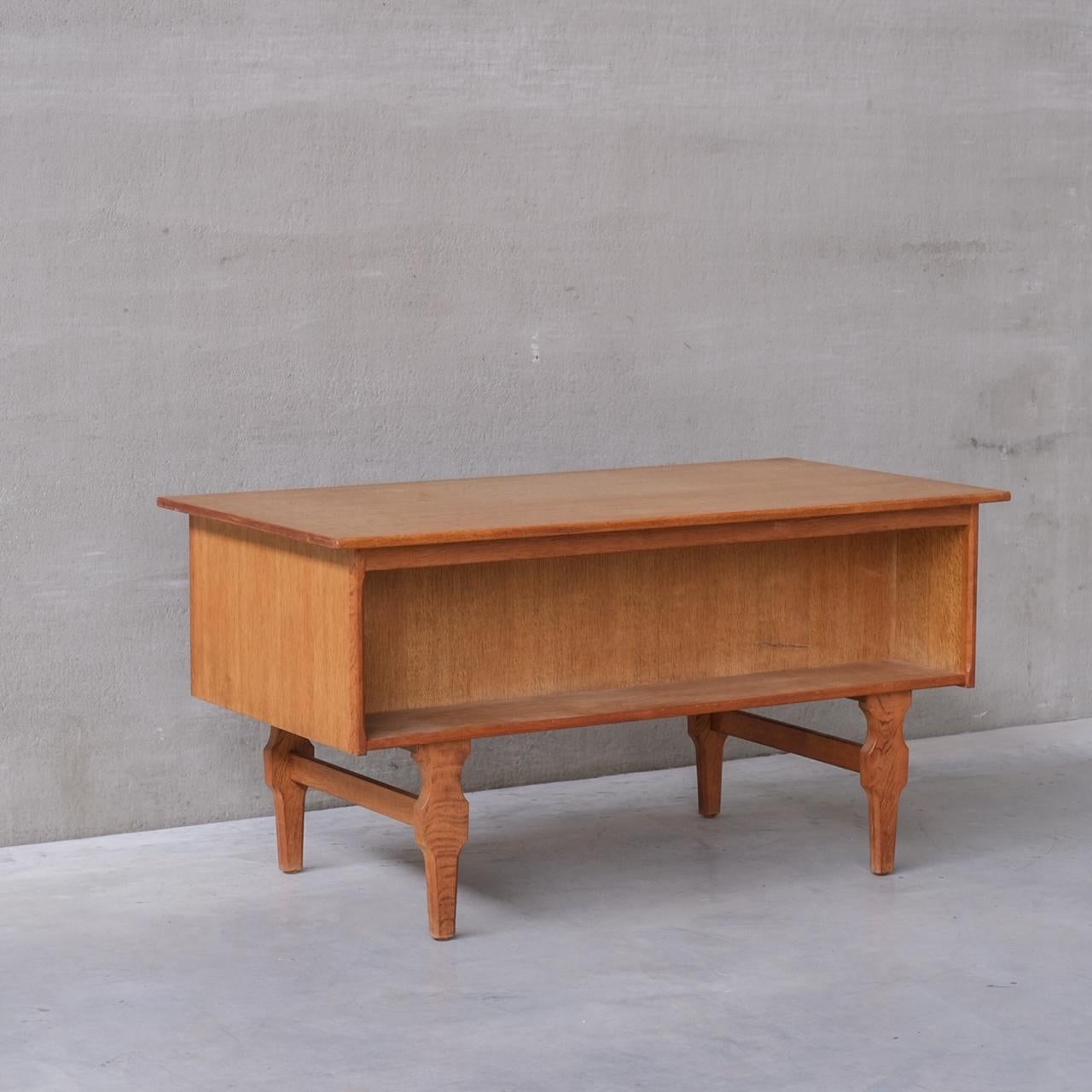 Oak Danish Midcentury Desk Attributed. to Henning Kjaernulf For Sale 9