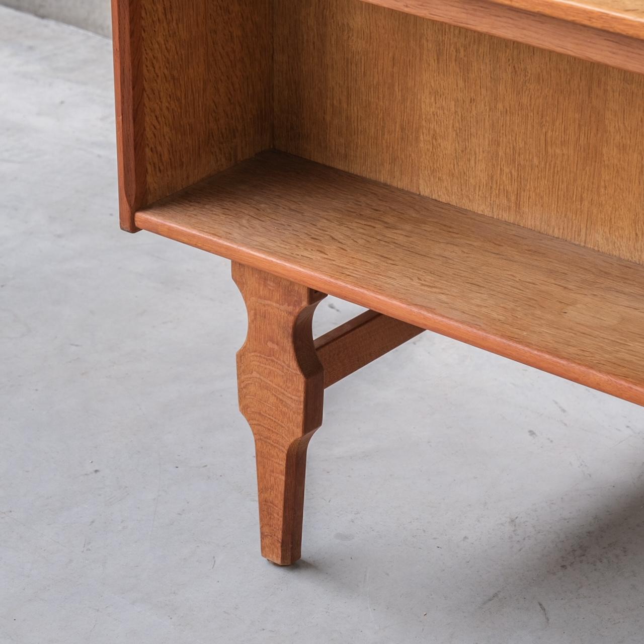 Oak Danish Midcentury Desk Attributed. to Henning Kjaernulf For Sale 12