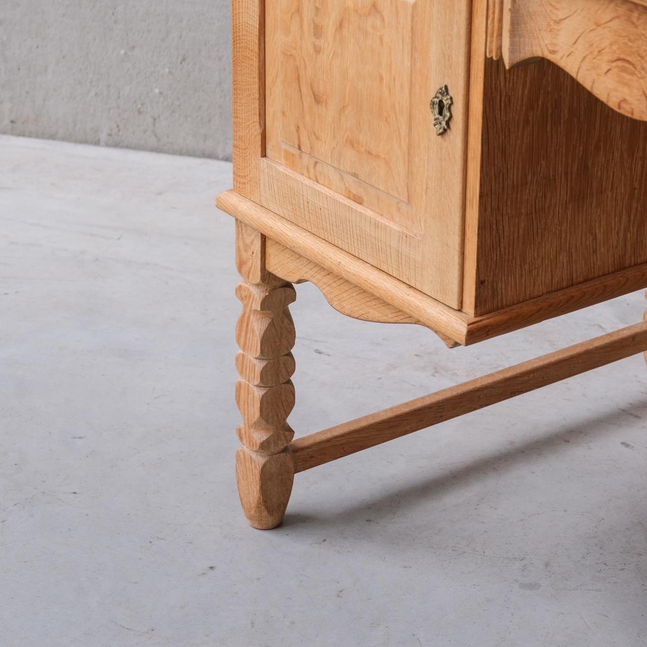 Oak Danish Mid-Century Desk attr. to Henning Kjaernulf For Sale 1