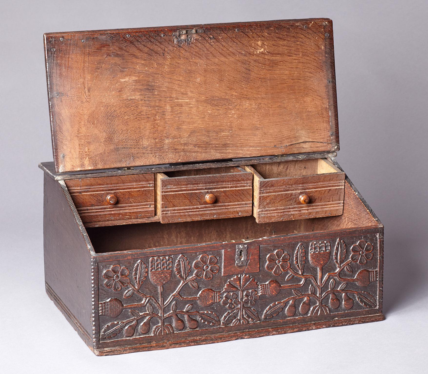 Oak Desk Box, Charles II period, Lancashire, circa 1660-1670 For Sale 2