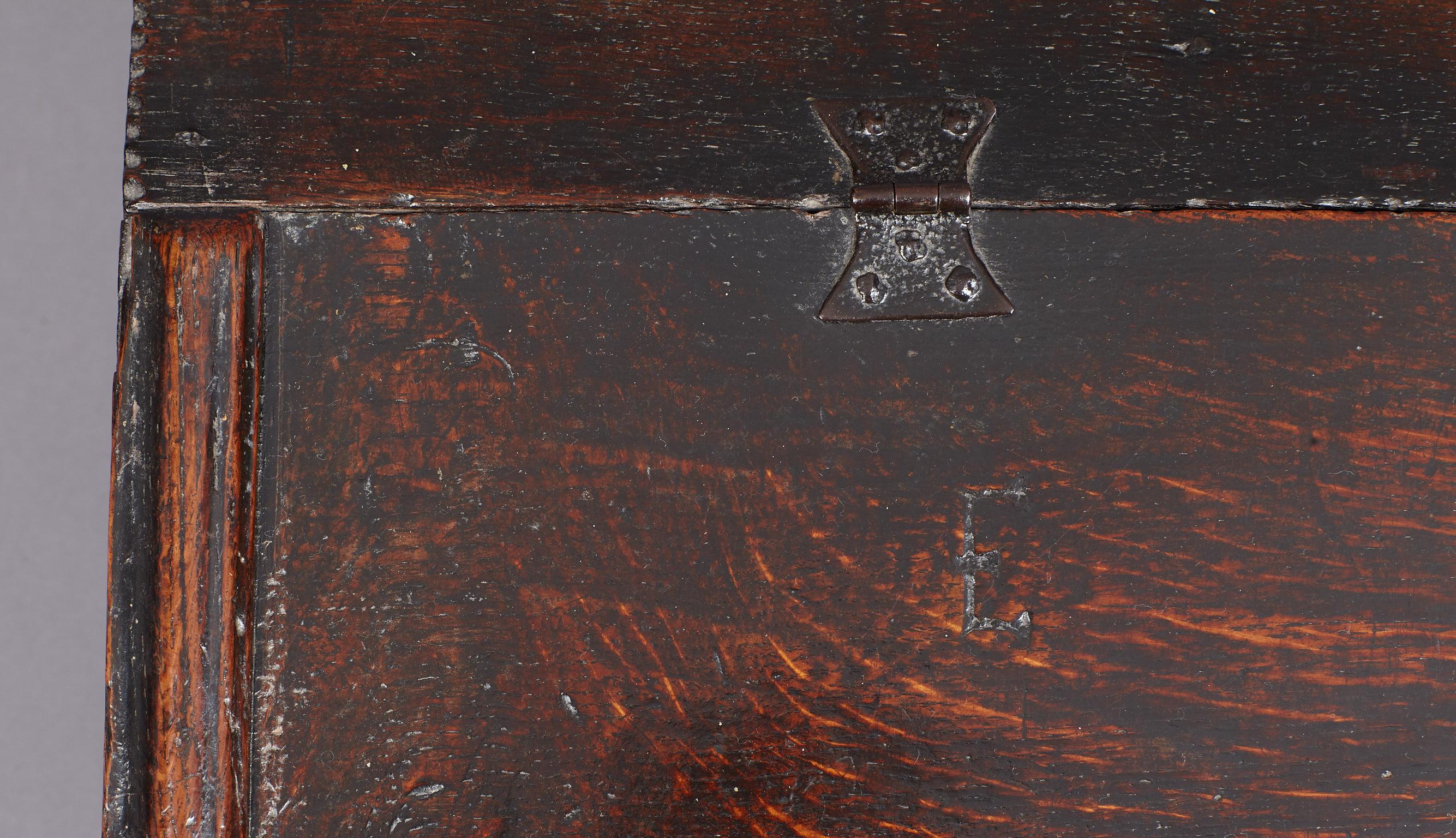 British Oak Desk Box, Charles II period, Lancashire, circa 1660-1670 For Sale