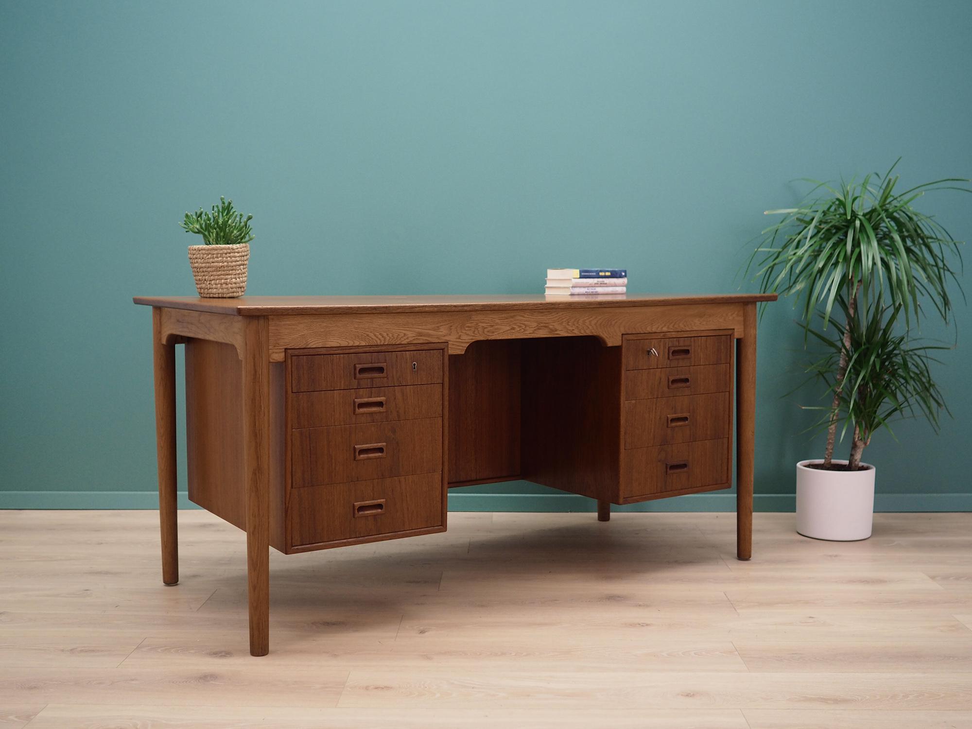 Scandinavian Modern Oak Desk, Danish Design, 1970s For Sale