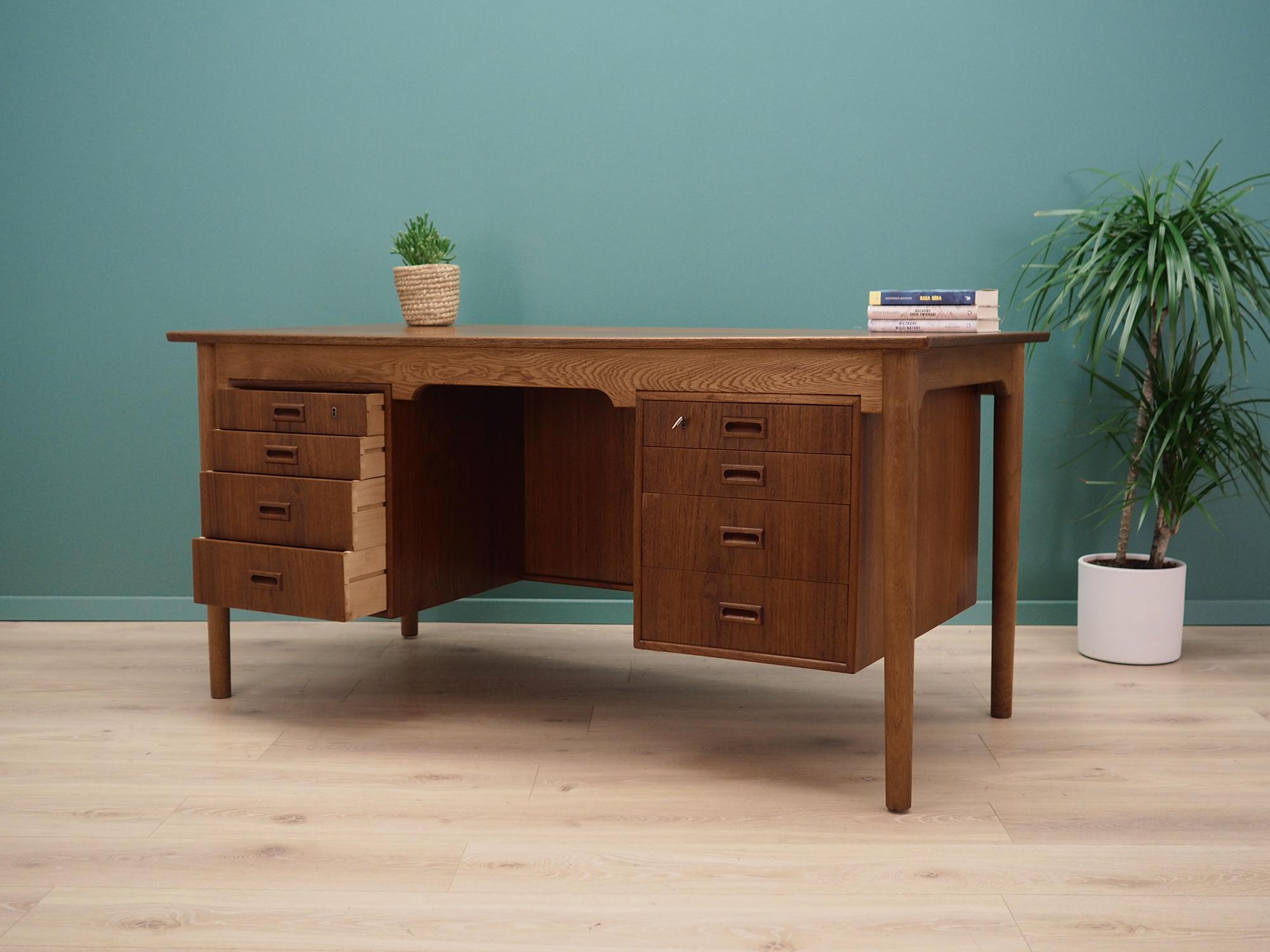 Late 20th Century Oak Desk, Danish Design, 1970s For Sale