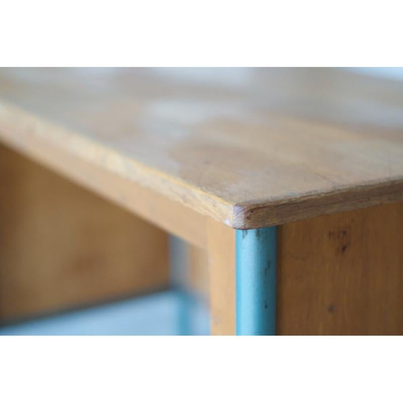 Oak Desk from Jean Prouvé Workshops, 1950 For Sale 4